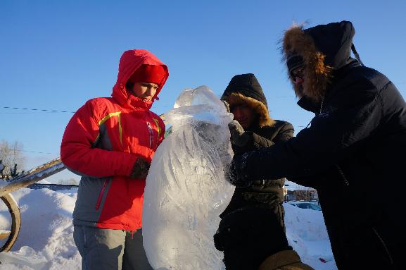 Студенты колледжа победили в конкурсе ледовых скульптур